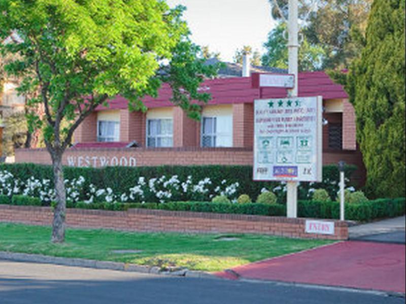 Westwood Motor Inn Armidale Bagian luar foto