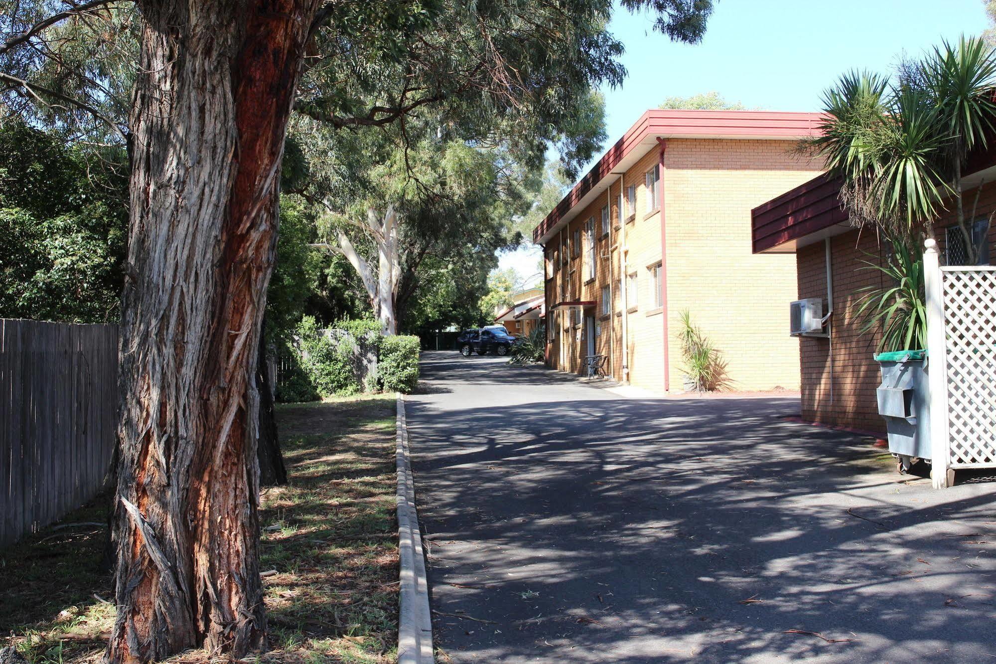 Westwood Motor Inn Armidale Bagian luar foto