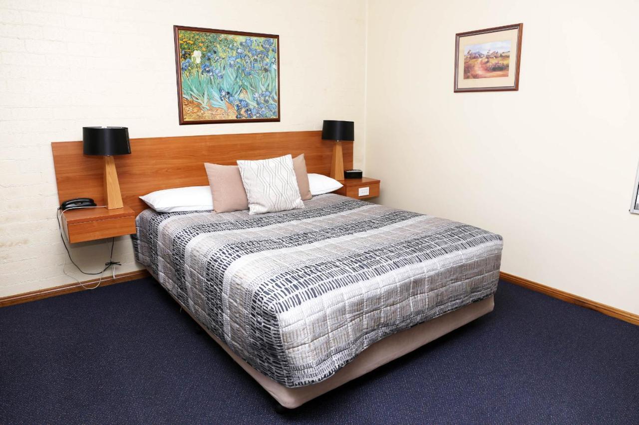 Westwood Motor Inn Armidale Bagian luar foto